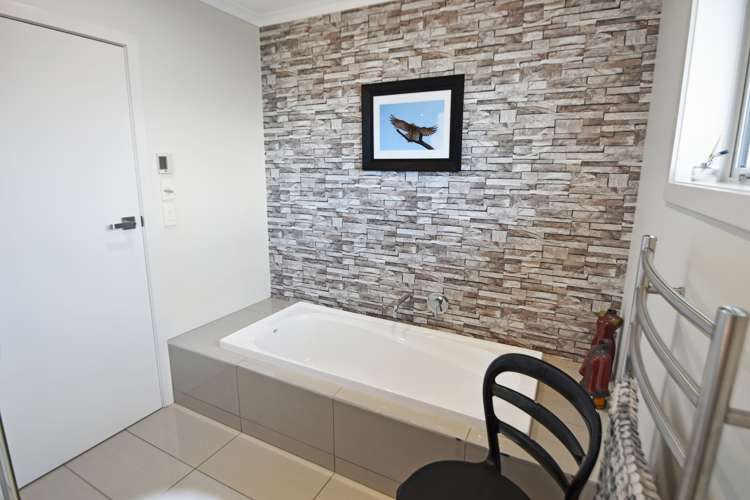 6 Unwin Place Twizel_12