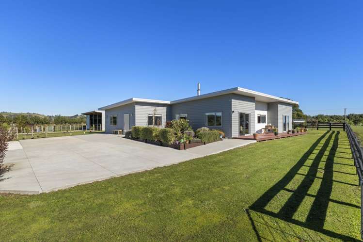 43 Carrs Road Urenui_18