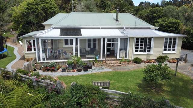 216 Massey Road Waipu_1