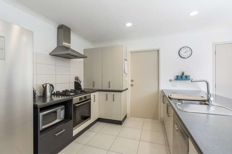 10 Barwick Place Stanmore Bay_6