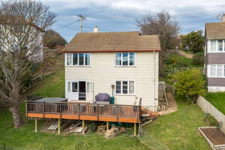 42 Columba Avenue Calton Hill_33