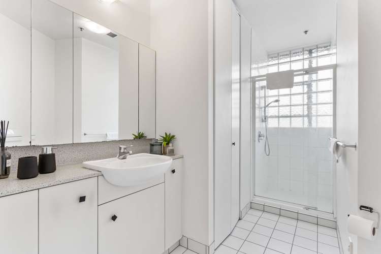 4a/15 Augustus Terrace Parnell_9