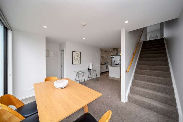 2/86 Hurlstone Drive Taranaki_8