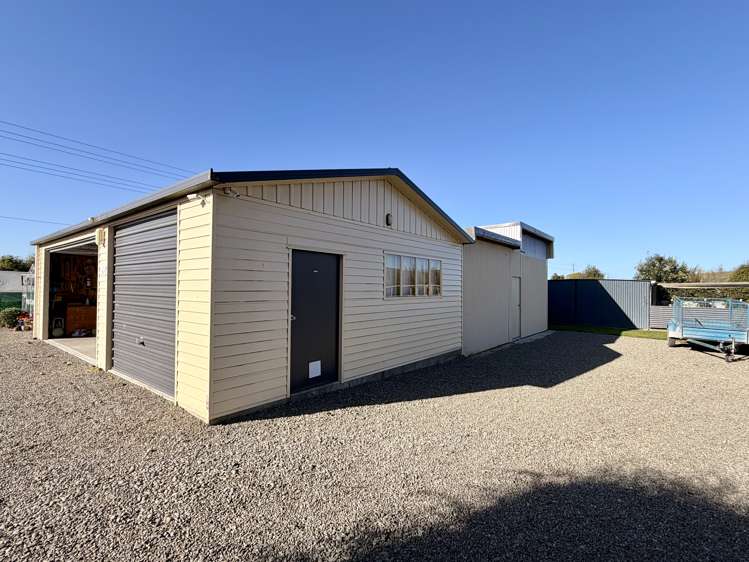 133 Ferry Road Richmond_20