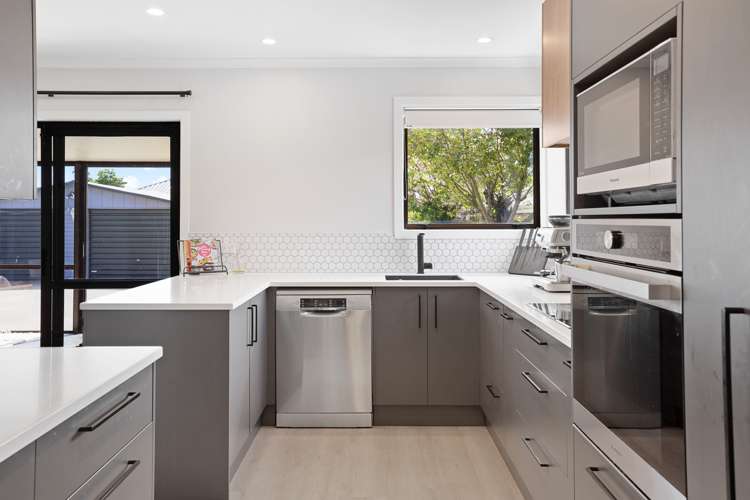 5 Carbine Place Sockburn_6