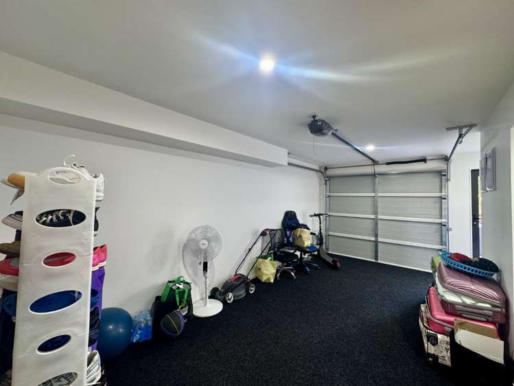 27 Falcon Crescent Hobsonville_11