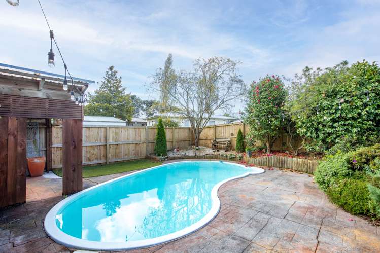 6 Emma Place Pukete_5