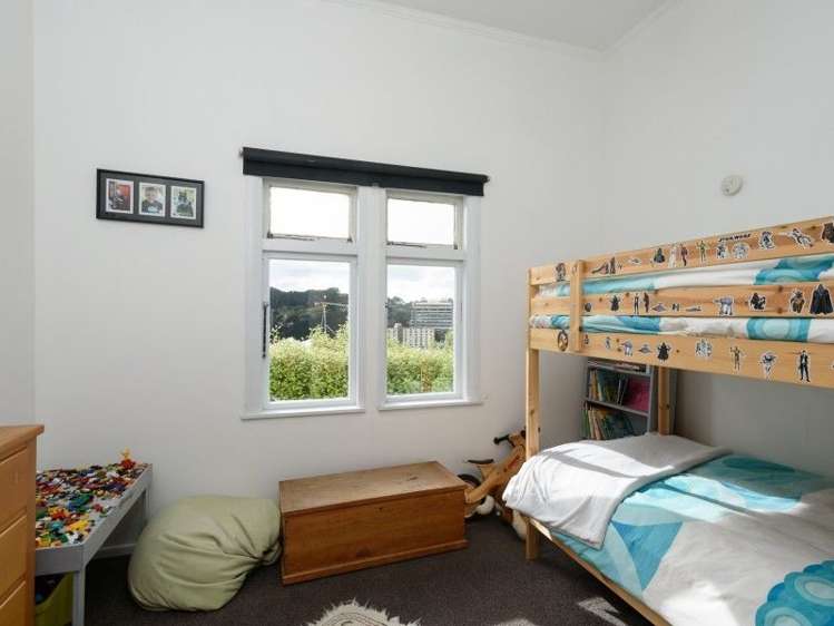 15 Carrington Street Mount Cook_9