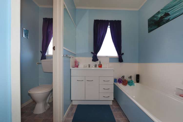 32 Robinson Crescent Tamatea_11