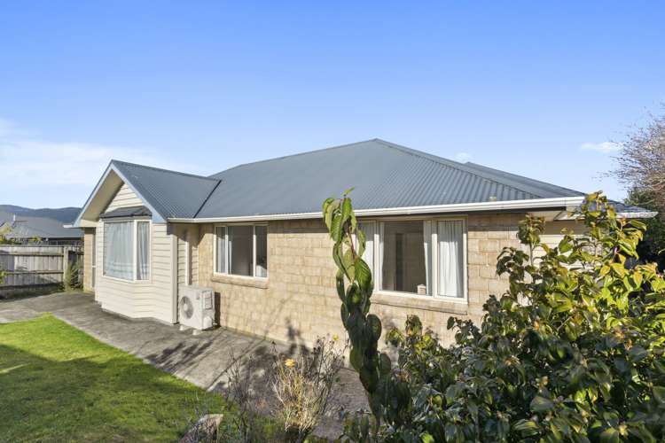 1 James Nairn Grove Riverstone Terraces_14
