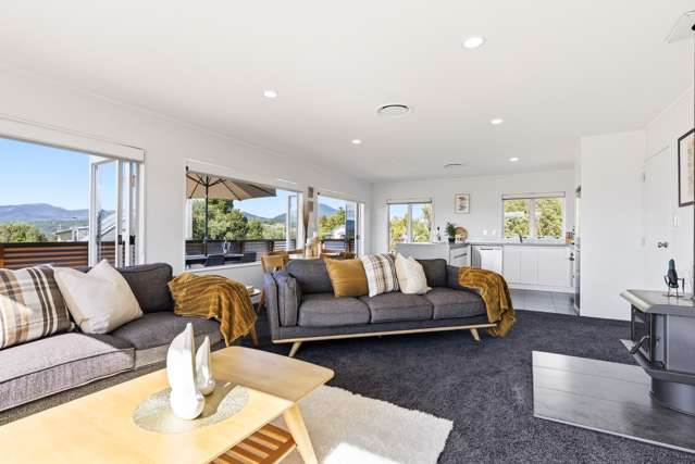 Elevated views, effortless lake living