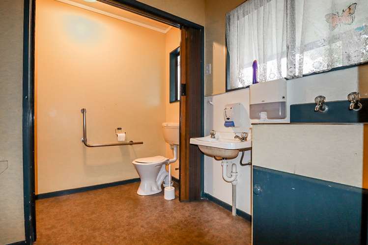 226 High Street Dannevirke_14