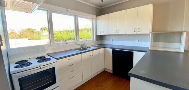 380 Te Atatu Road Te Atatu Peninsula_2