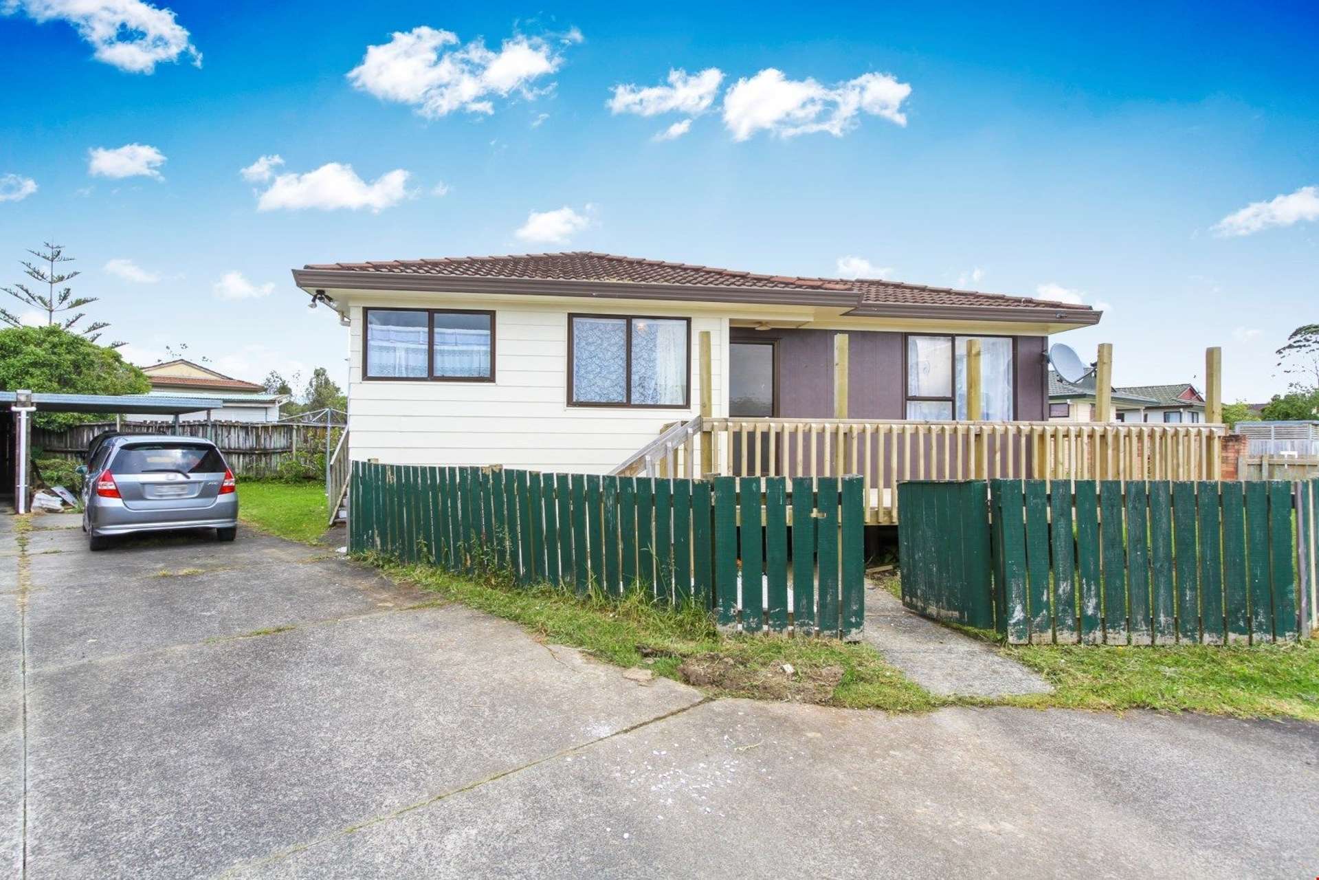 1/221 Waitemata Drive Ranui_0