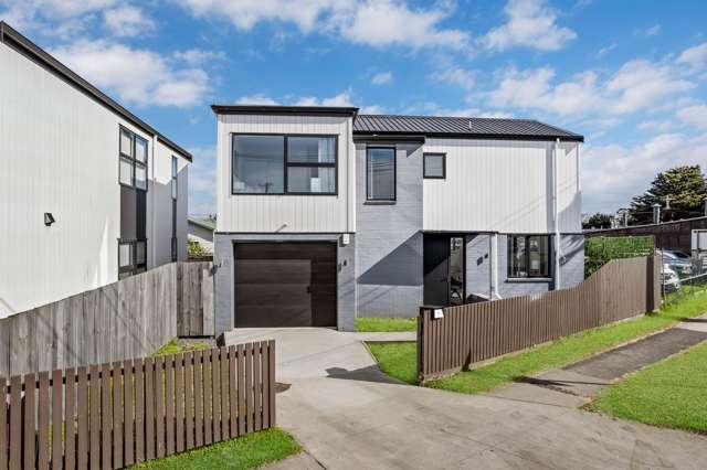 4 Beds/2 Baths; Freestanding & Affordable