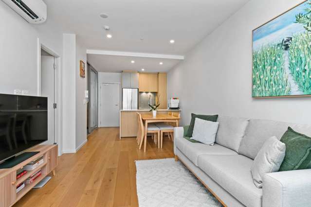 218/9 Madeira Lane Grafton_4