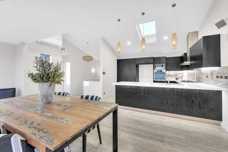 6 Dunkeld Lane Redcliffs_11