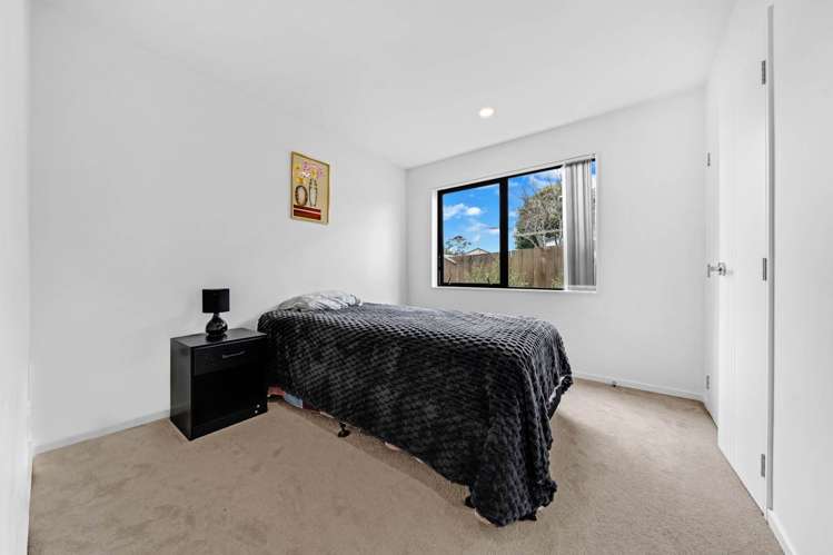 2/42 Woodside Road Massey_17