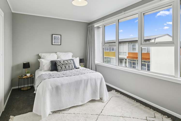 6/55 Apu Crescent Lyall Bay_5