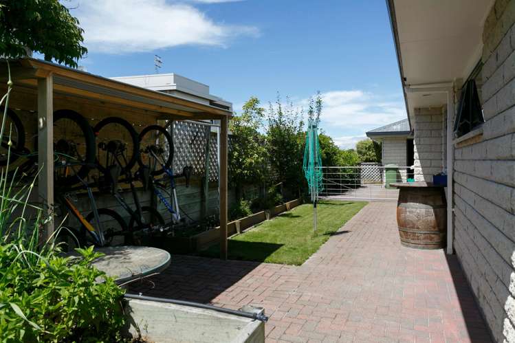 25 Fairview Terrace Waipahihi_18
