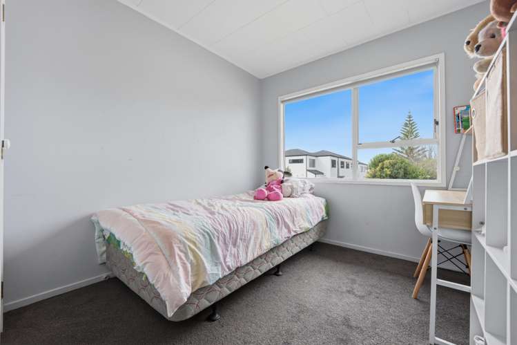 197 Mahia Road Wattle Downs_11