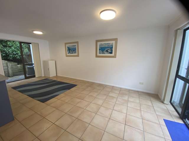 1/846 Beach Road Torbay_2