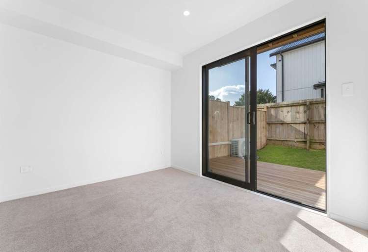 5/107 Hobsonville Road West Harbour_6