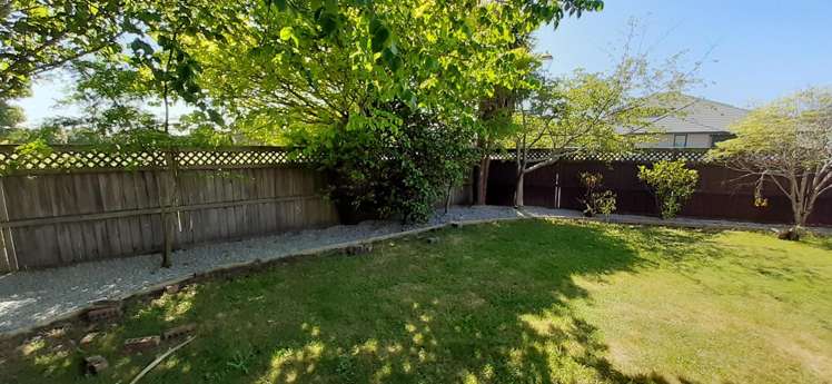 2 Lexington Place Shirley_4