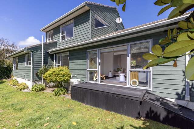 Popular Raumati South – Space for the Whole Family