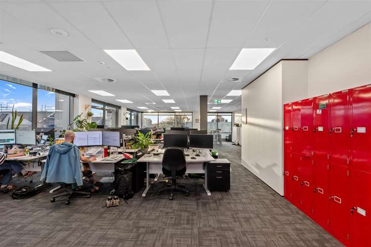 351 Lincoln Road Addington_5