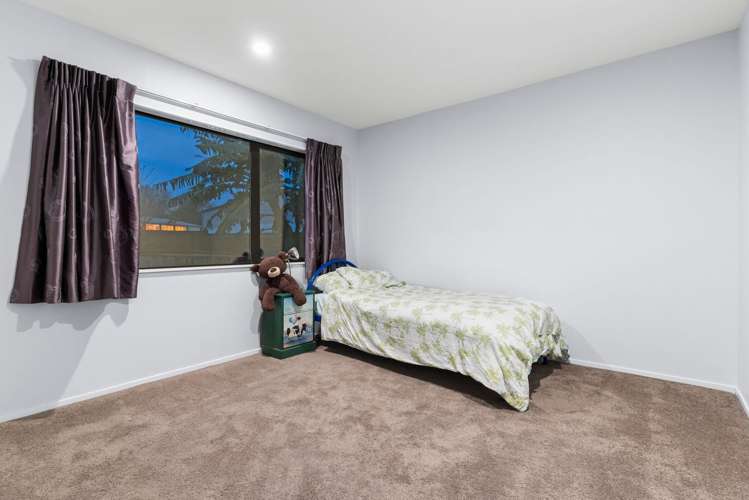 10 Celsmere Lane Te Atatu Peninsula_7