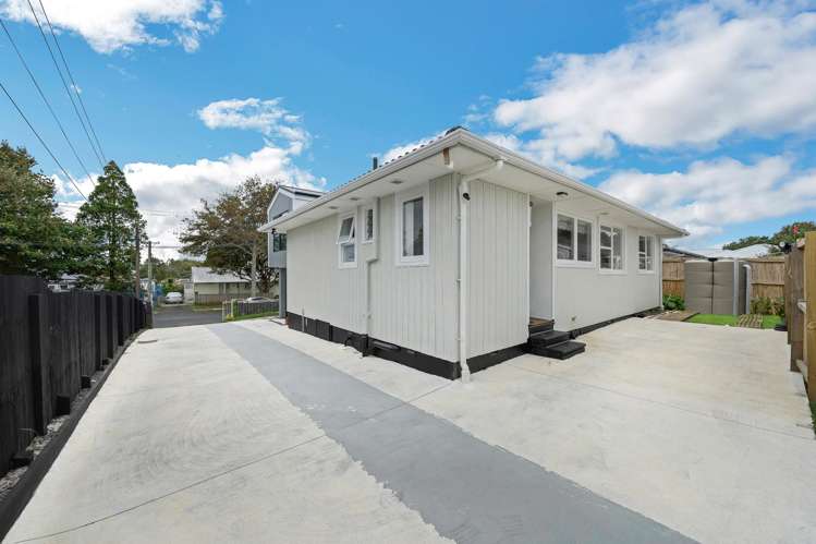 25B Flat Bush Road Otara_1