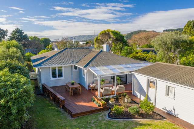 10 Konini Grove Raumati Beach_1