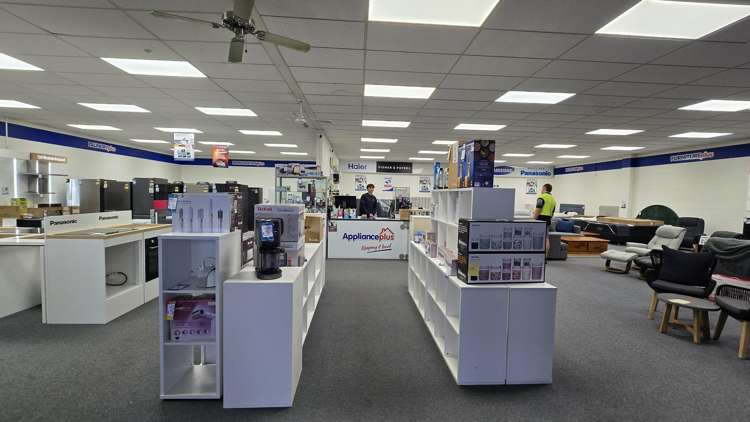 58A and B Main Road Katikati_5