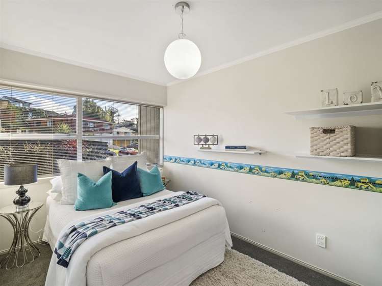 10 Robin Lane Browns Bay_18