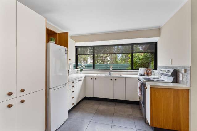 56 Seaview Road Paraparaumu Beach_1