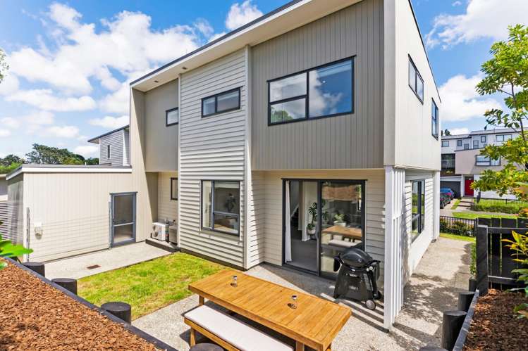 106 Castledine Crescent Glen Innes_1