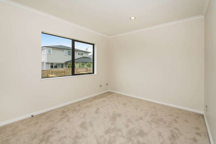 5 Cilliers Drive Silverdale_12