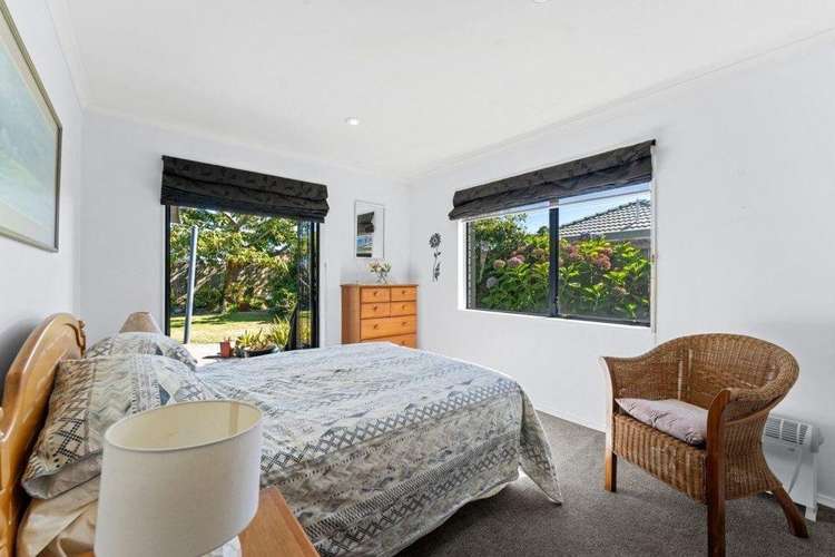 42 Gardenia Drive 11229_10