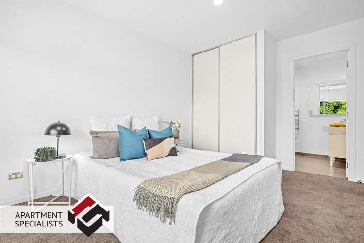 4 Wagener Place Mount Albert_16