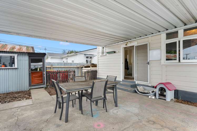 10 Jeans Street Masterton_19