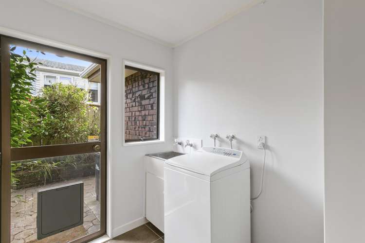 15 Swansea Street Khandallah_16