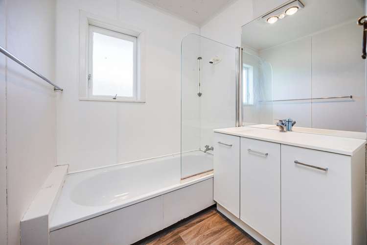 41 Hill Crescent Papakura_8