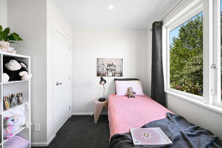 56 Southsea Crescent Silverdale_11