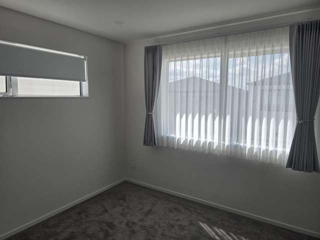 A/9 Edgerton Road Te Atatu Peninsula_3