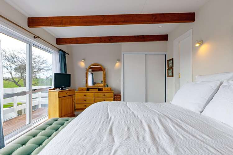 70 Joy Street Shirley_13