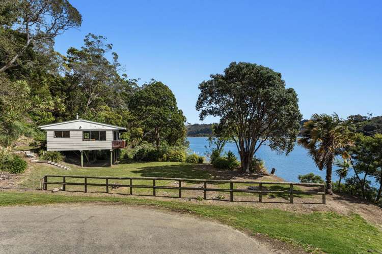 325 Ruatuna Road Ohiwa_11
