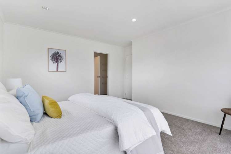 51 Nicholas Gibbons Drive Clendon Park_10