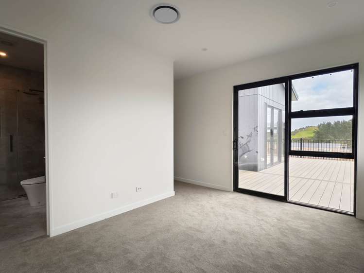 61 Huanui Drive Orewa_9