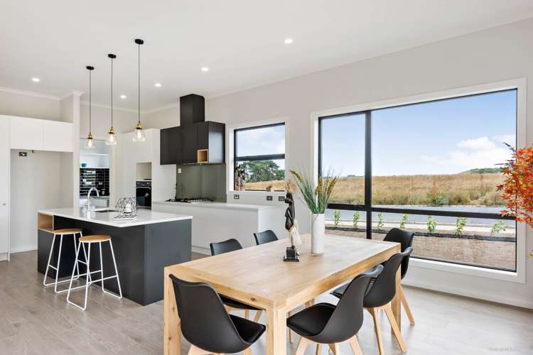 136 Eighth View Avenue Beachlands_5